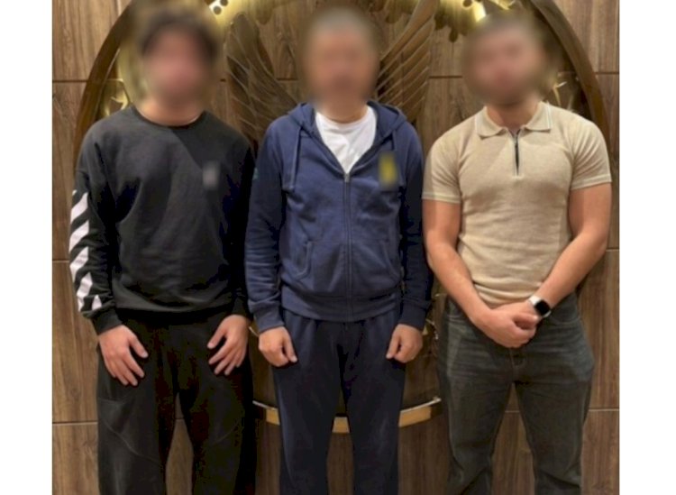 حقيقة فيديو القاء اكياس مياه علي المواطنين بعد صلاة العيد بالقاهرة