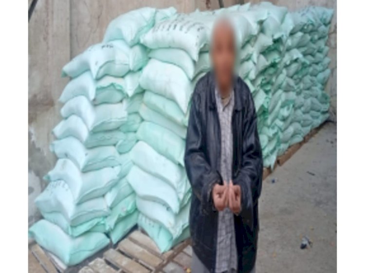 ضبط 20 طن دقيق مدعم قبل بيعها في السوق السوداء