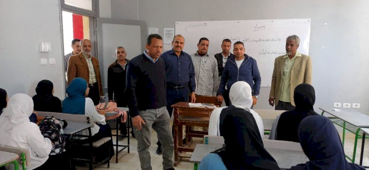 عبدالواحد : لا تهاون في الغياب وربط حضور الطلاب بالتحصيل الدراسي