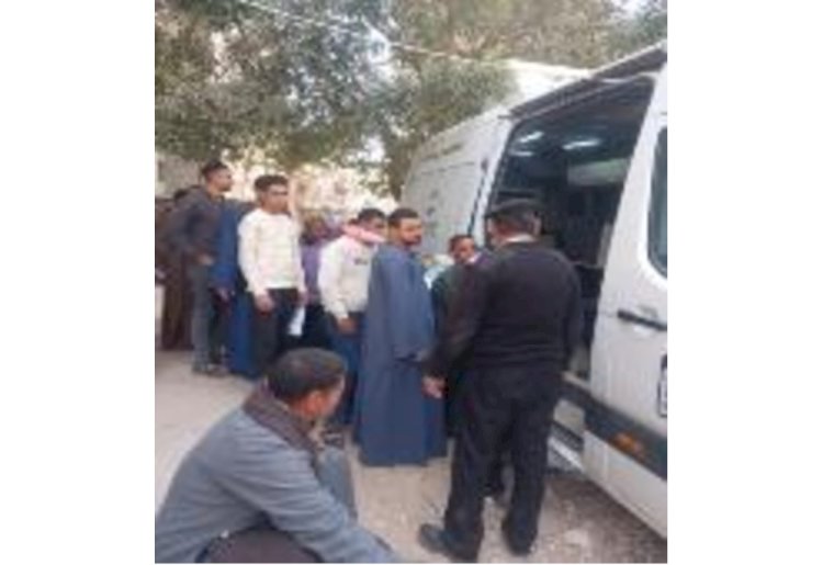 الأحوال المدنية  إيفاد القوافل المجهزة بالمحافظات لحصول المواطنين على الخدمات الشرطية