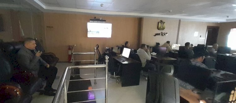 سكرتيرعام بني سويف يتابع من داخل مركز السيطرة حالة الطقس وانتظام العمل