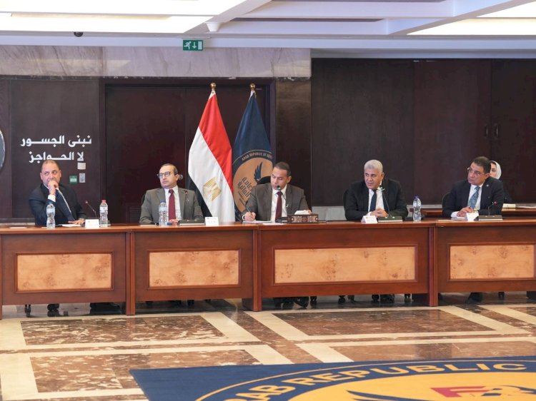 رئيس الرقابة المالية يبحث مع شركات التمويل العقاري تطوير النشاط وزيادة كفاءته