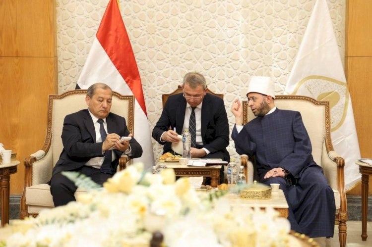 وزير الأوقاف يستقبل وفدًا من أوزبكستان لبحث التعاون العلمي والثقافي