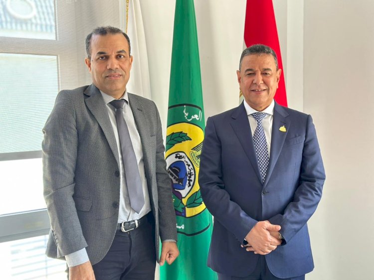 مناقشة تفعيل المبادرات الصحية داخل مراكز التأمين الصحي الشامل بالإسماعيلية