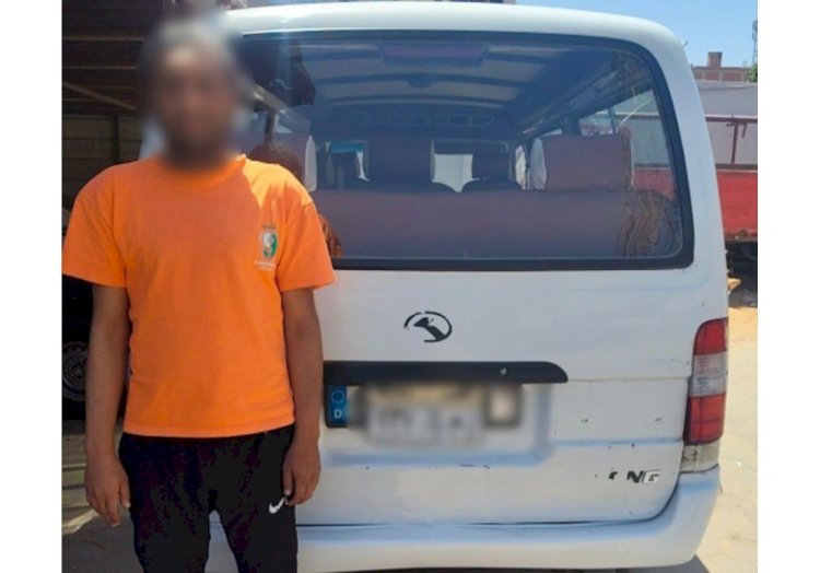 ضبط سائق لقيامه برفع الاجرة علي الركاب عن التعريفة المقررة بالقاهرة