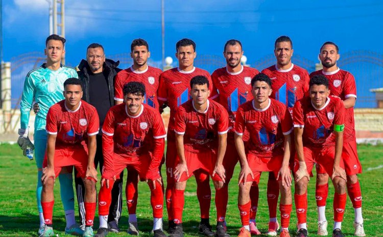بعد غياب 31 عامًا.. محافظ كفرالشيخ يهنئ نادي بلطيم بالصعود للممتاز «ب»