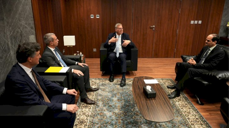 وزير البترول يبحث مع إيني الإيطالية التعاون المشترك في المجالات المشتركة