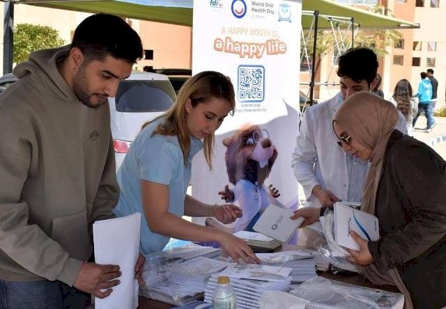 الجامعة المصرية الروسية تحتفى باليوم العالمى لـ"صحة الفم والأسنان"
