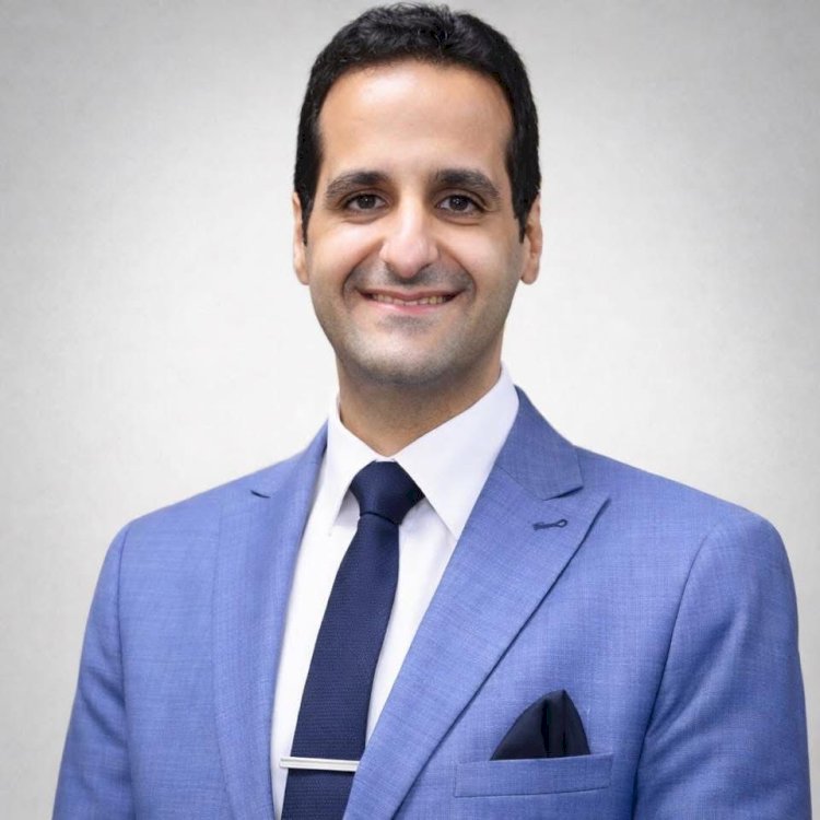 ترقية الدكتور أحمد أحمد عثمان إلى درجة أستاذ في الإذاعة والتليفزيون بجامعة المنصورة