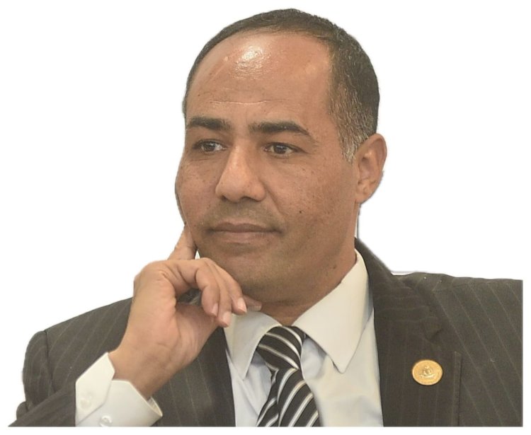 الجميلي أحمد يكتب: لا يا خالد أبو الليل هيئة الكتاب ليست ملكية خاصة