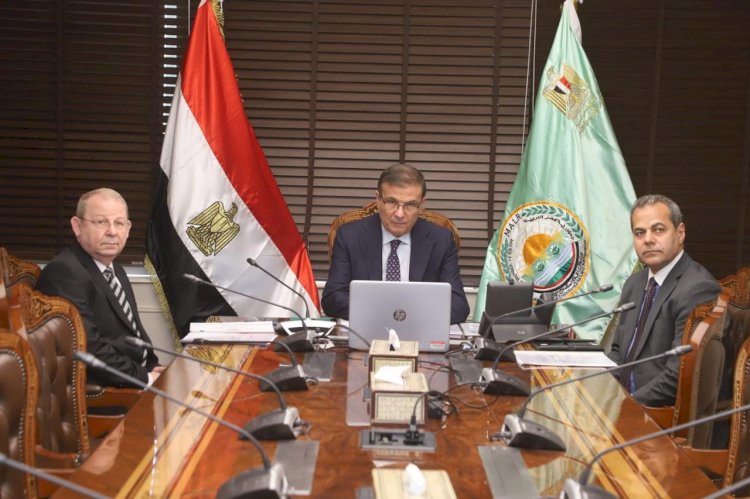 وزير الزراعة يشارك في اجتماعات الهيئات المالية العربية
