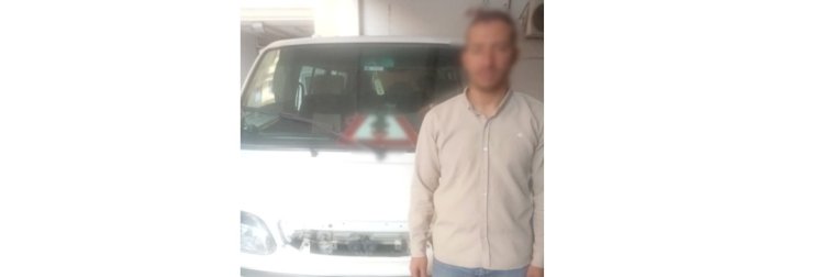 الفيديو يكشف سائق عكس الاتجاه والشرطة تقبض عليه والنيابة تتحفظ علي السيارة بالقاهرة