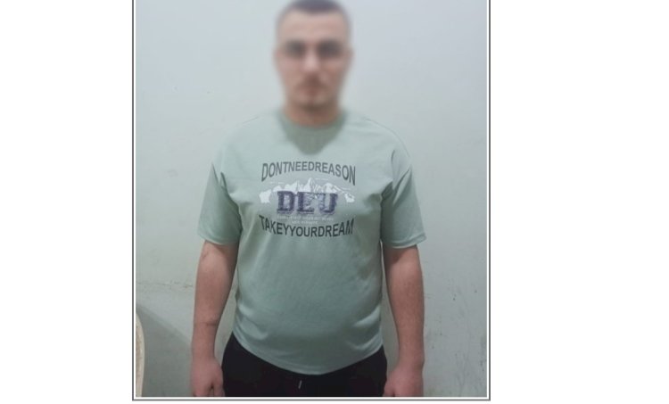 اعرف سبب فيديو قيام عاطل بممارسة البلطجة ضد زوجة وابنة عمه بنبروه