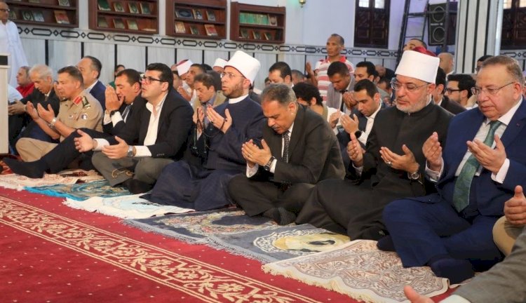إحياء ذكرى الإمام الأكبر عبد الحليم محمود بمسجد قريته في بلبيس