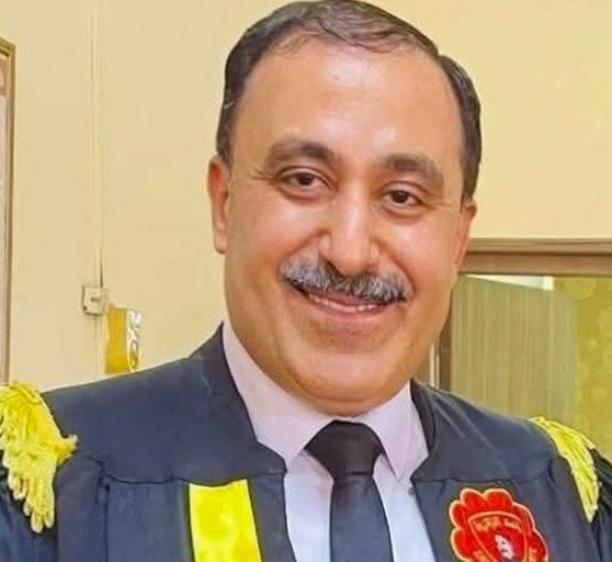 دكتوراه بامتياز مع مرتبة الشرف للمستشار محمد سراج في الأمن الفكري