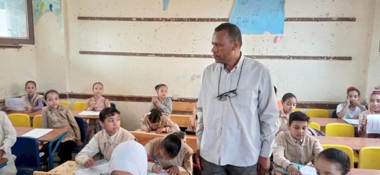 79 ألف طالب وطالبة يؤدون امتحانات النقل بأبوتشت وسط متابعة مشددة
