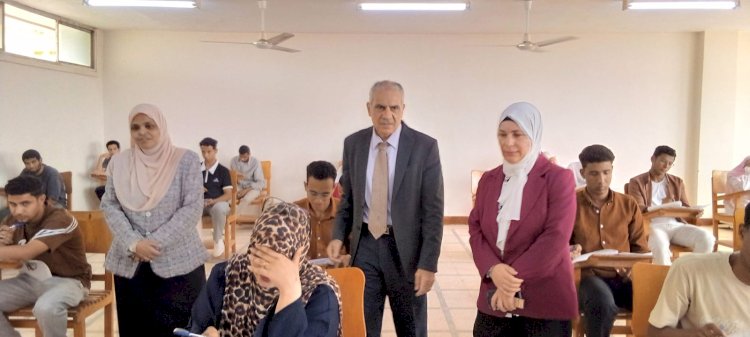 رئيس جامعة أسوان يتفقد امتحانات كلية تكنولوجيا المصايد والأسماك