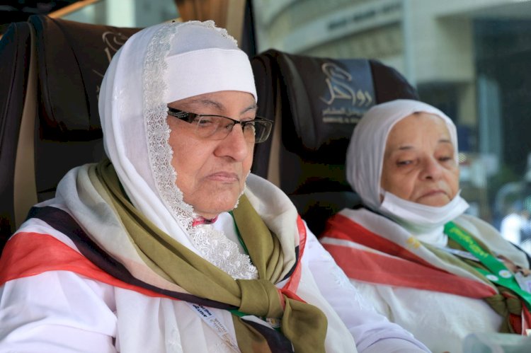 وزيرة التضامن تتابع عملية تصعيد حجاج الجمعيات الأهلية إلى مشعر عرفات