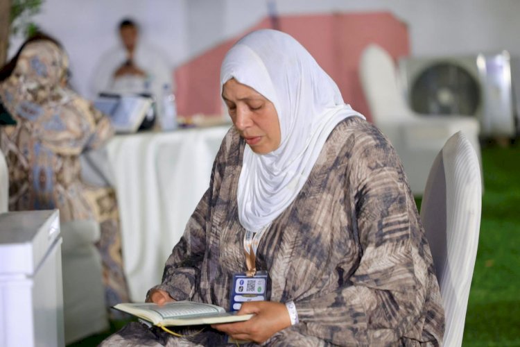 رئيس بعثة حج الجمعيات الأهلية يتفقد مخيمات عرفات