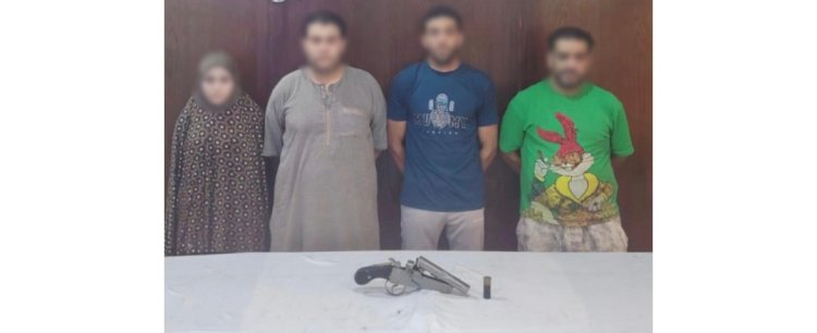 ضبط تشكيل تخصص سرقة كروت الفيزا من المواطنين بأسلوب "النشل"بالقاهرة