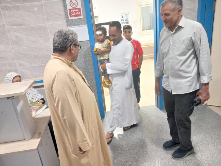 بتوجيهات المحافظ.. رئيس محلية قوص يفاجئ مركز طب الأسرة بجراجوس ليلاً