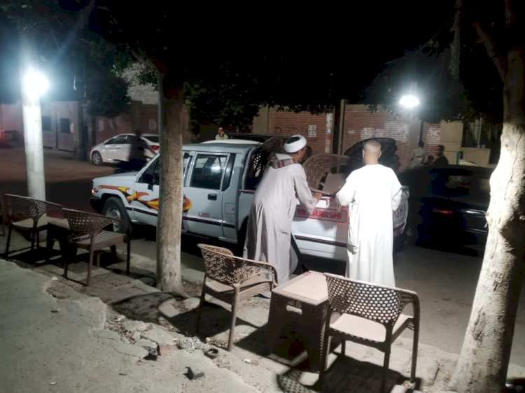حملات مكثفة بنجع حمادي لرفع الإشغالات وتوجيه 39 إنذارًا للأماكن غير المرخصة