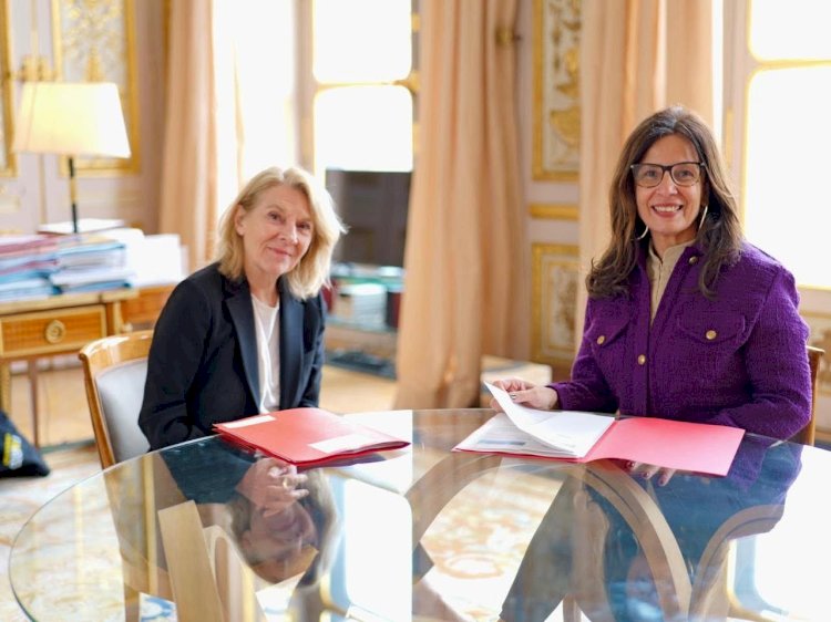 وزيرة الثقافة ونظيرتها الفرنسية تضعان بباريس الخطة التنفيذية للشراكة الثقافية