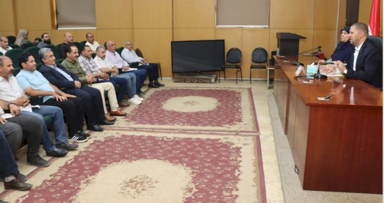 سكرتير عام بني سويف يناقش موقف الاستجابة للشكاوى الواردة على منظومة الشكاوى