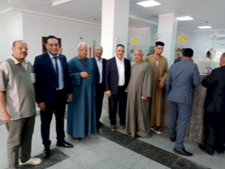 الفرشوطي يفتتح مكتب الشهر العقاري بالمحاميد  " أرمنت الأقصر"