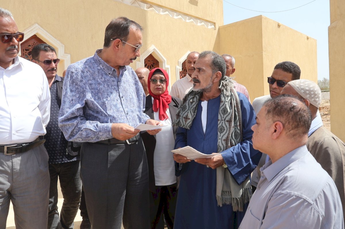 محافظ سوهاج : يحبط تبوير وتقسيم 30 قيراط أراضي زراعية بساحل طما