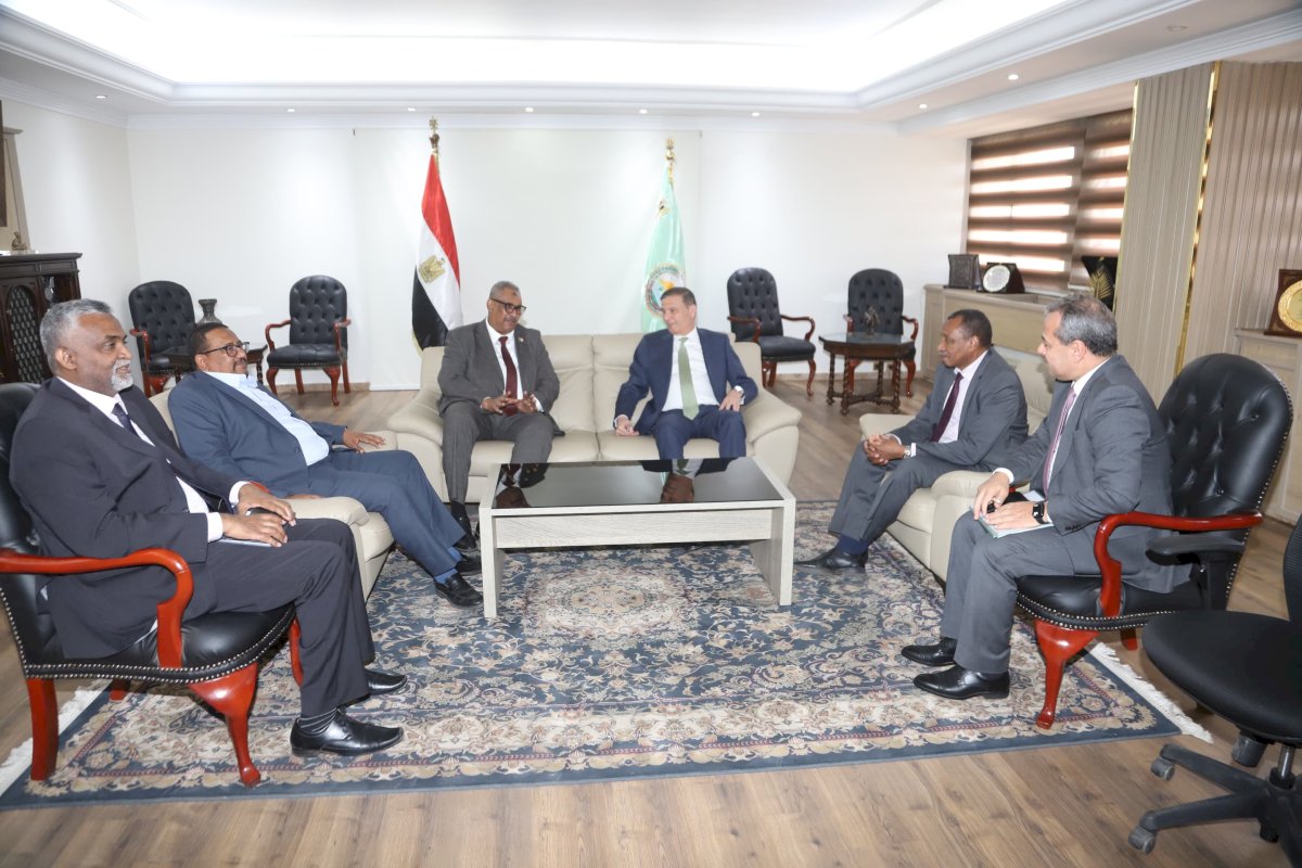 وزير الزراعة يستقبل نظيره السوداني ومدير "المنظمة العربية" لبحث الأمن الغذائي