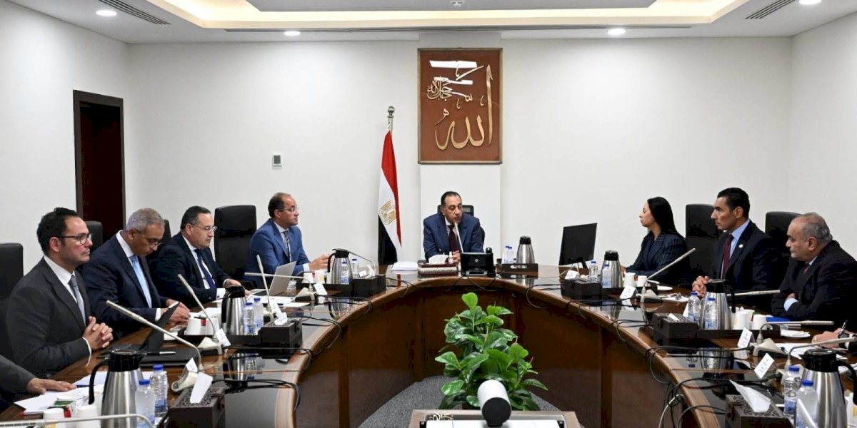 رئيس الوزراء يستعرض عددا من المقترحات للبرنامج الوطني لاكتشاف ورعاية الموهوبين