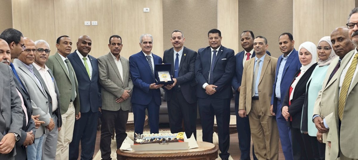 جامعة أسوان تحتفي برئيسها الدكتور/ لؤي سعد الدين بحضور محافظ أسوان