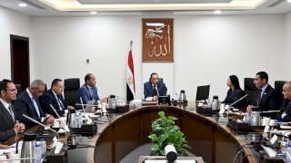 رئيس الوزراء يستعرض عددا من المقترحات للبرنامج الوطني لاكتشاف ورعاية الموهوبين