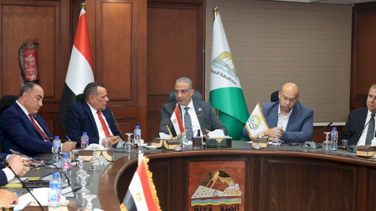 عمرو رشاد يستثمر اجتماع الكتلة البرلمانية بـ حماة الوطن مع محافظ الجيزة