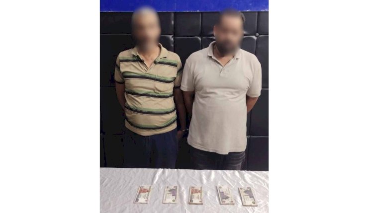ضبط المتهمين بسرقة حقيبة من داخل سيارة بالقاهرة