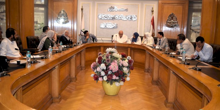شُعبة حراسة المنشآت تبحث مع التأمينات الاجتماعية ملفات التأمين علي العاملين