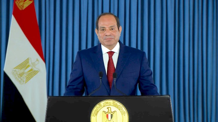 السيسي في عيد ثورة يوليو: منارة أضاءت دروب الشعوب فى العالم الثالث