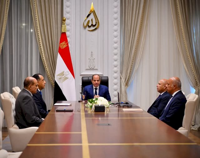 السيسي يتابع مشروعات تطوير موانئ سفاجا الكبير ودمياط والإسكندرية والسخنة