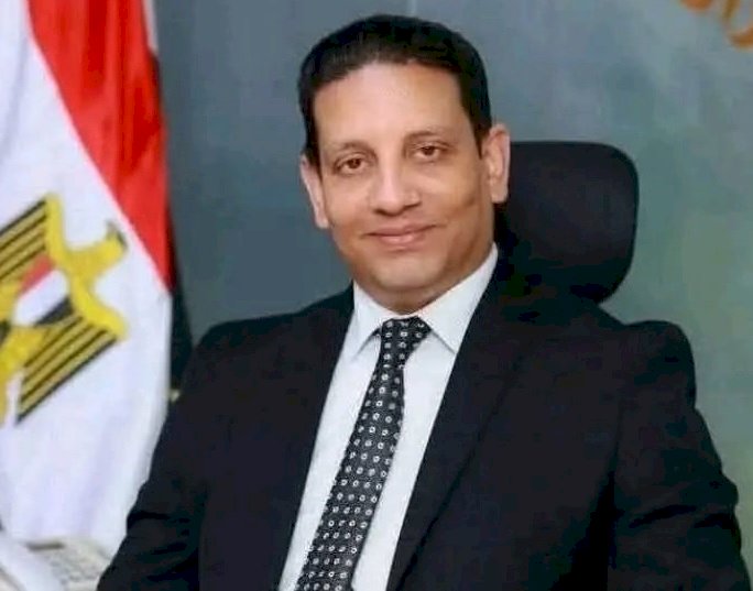 مليون مبروك أستاذ محمد لتجديد الثقه كمدير لشئون مكتب المحافظ