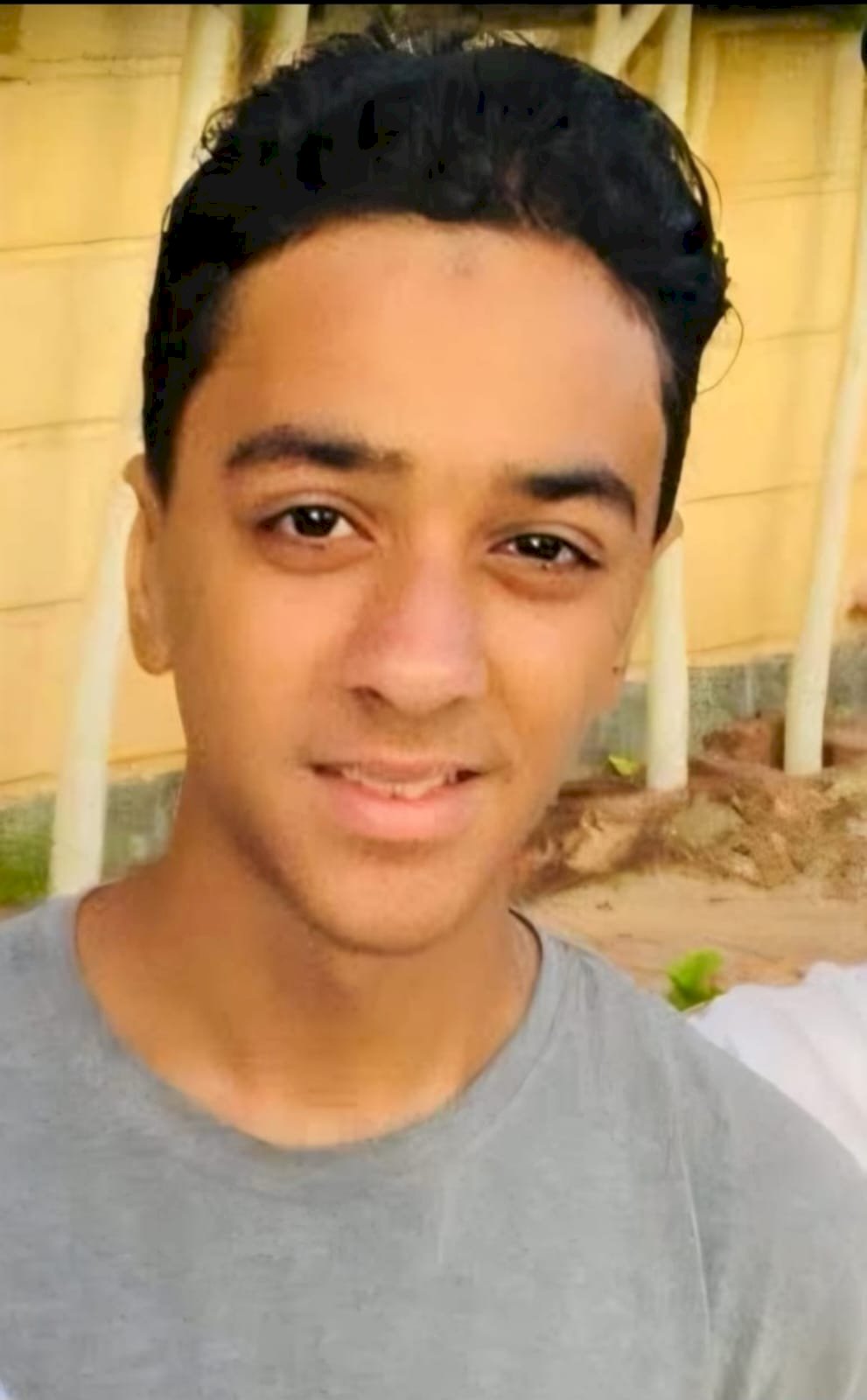 مليار مبروك النجاح والتفوق في الثانوية العامة يا عبدالغني