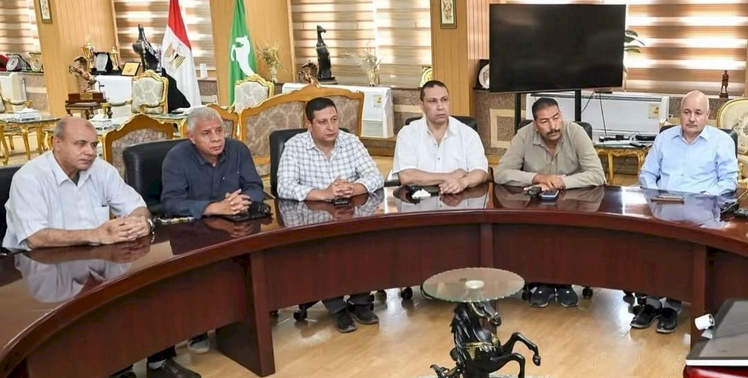 محافظ الشرقية يُجري حركة تنقلات موسعة لرؤساء المراكز والمدن والأحياء