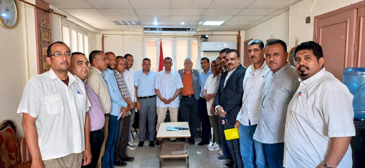 مدير تعليم أبوتشت يترأس لجنة توزيع القيادات المدرسية الجدد بالمرحلة الابتدائية