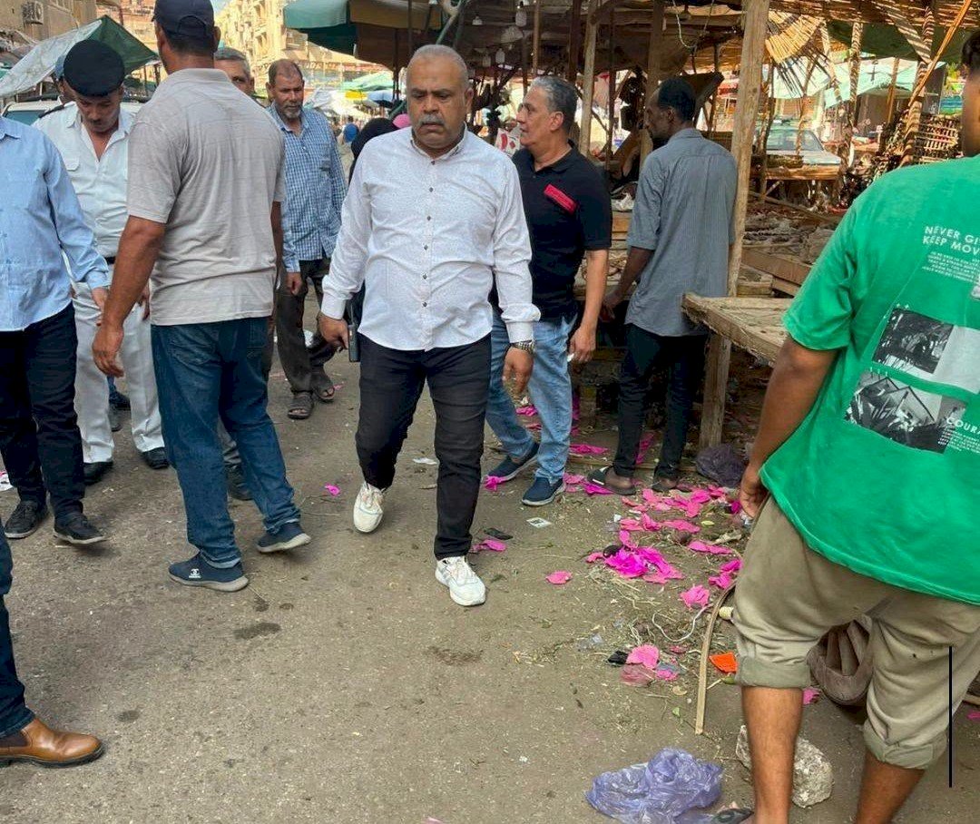 رئيس مركز ومدينة فاقوس يقود حملة مكبرة لرفع الإشغالات بمنطقة السوق