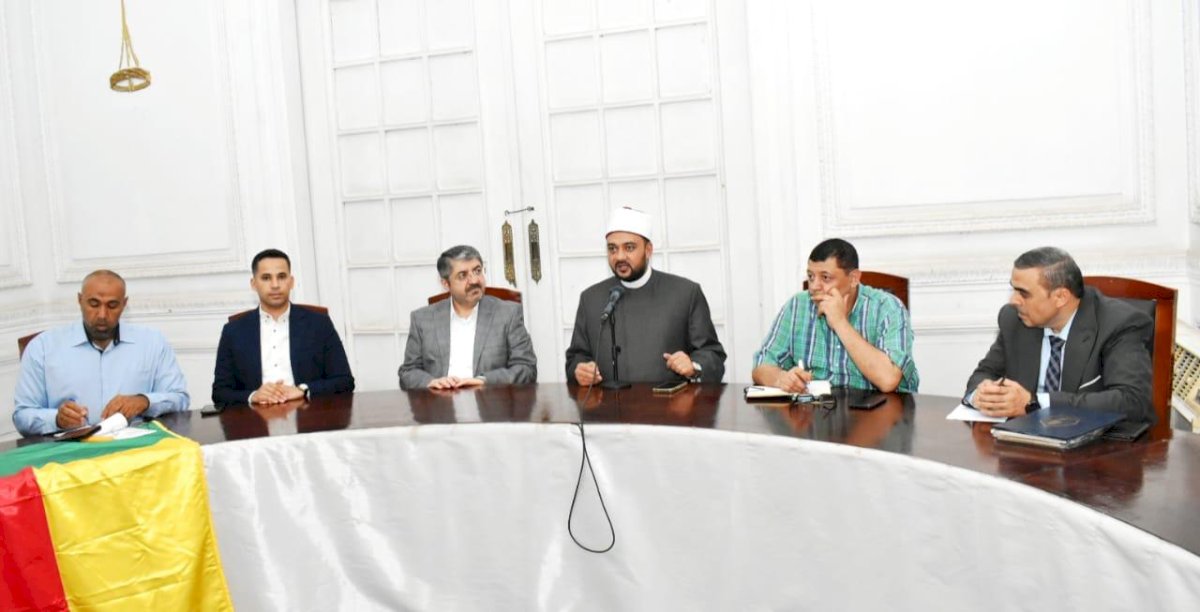 «الأعلى للشئون الإسلامية» يعقد ورشة اللعلاقات الخارجية بمشاركة وفد طلابي من بنين
