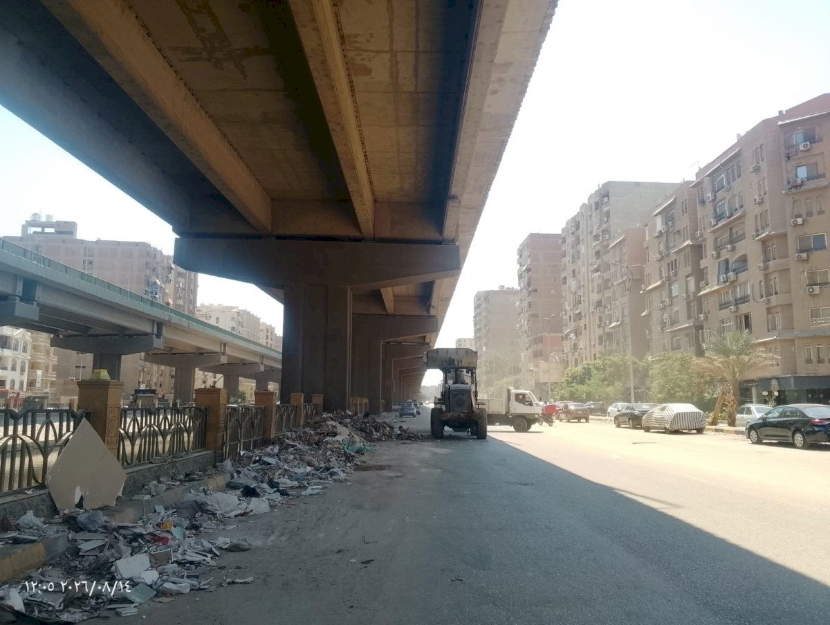 الهيئة العامة للنظافة بالجيزة :رفع المخلفات من  المريوطية والريحاني بالهرم