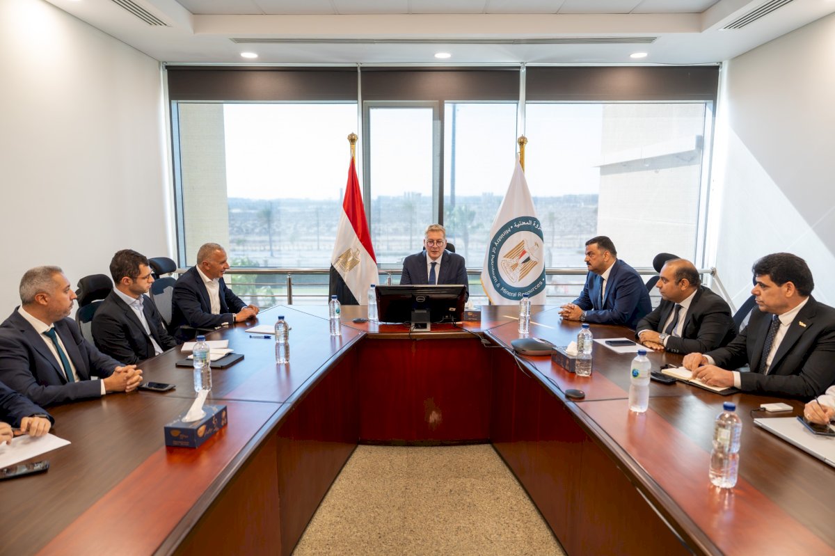 وزير البترول  يبحث مع السويدي تنفيذ مصنع الأسمدة الفوسفاتية بالمنطقة الاقتصادية لقناة السويس