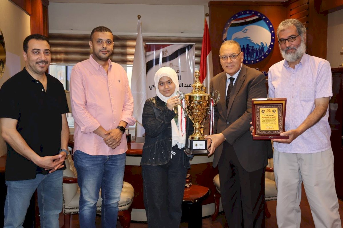 حزب مستقبل وطن بالشرقية يكرم بطلة أفريقيا والجمهورية في الشطرنج