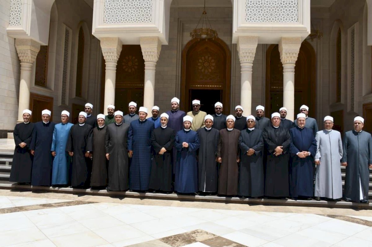 وزير الأوقاف يجتمع بمديري المديريات لمتابعة خطة العمل الدعوي خلال «ربيع الأنوار»