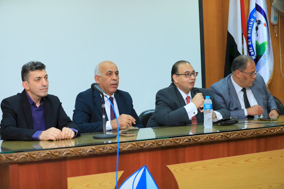 رئيس جامعة كفر الشيخ يستقبل الملحق الثقافي الليبي